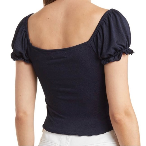 Abound Cinch Front Crinkle Top Size Large - Picture 2 of 3